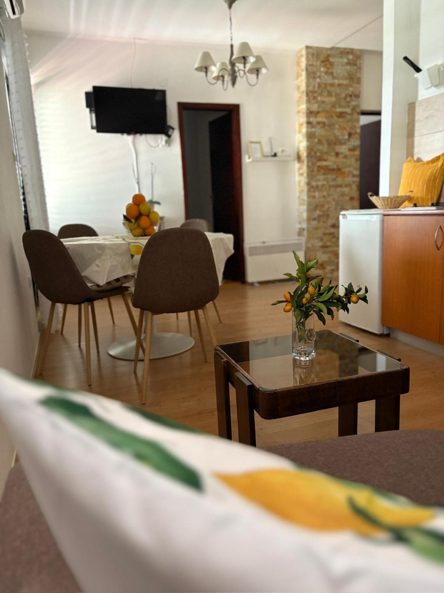 Apartments Herceg Novi Bilik gambar